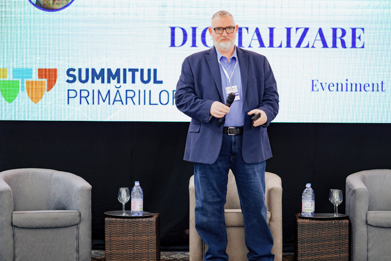 Victor Vevera la Summitul Primariilor